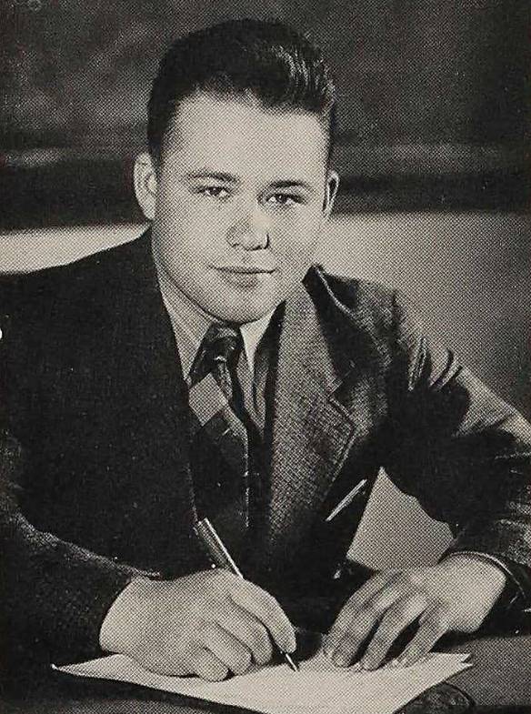 Hockett 1939 yearbook desk shot.jpg